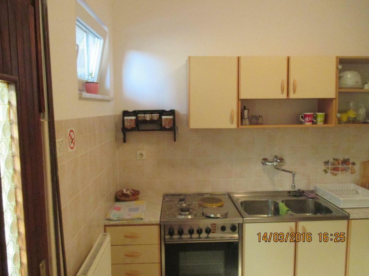 Apartments Sandra Новиград Экстерьер фото